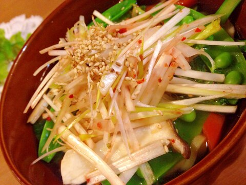 スナップエンドウの野菜塩ラーメン